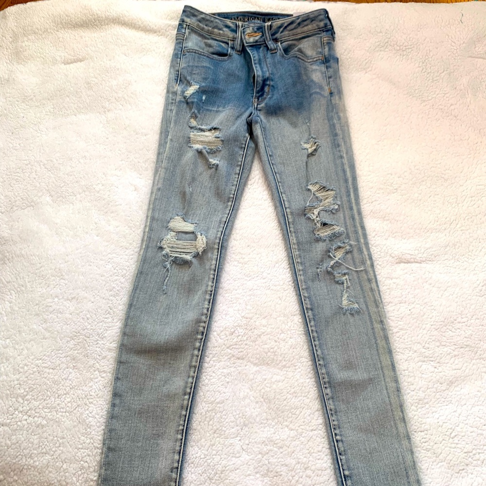 American Eagle Distressed Jeans